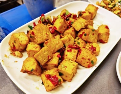 เต้าหู้พริกเกลือ