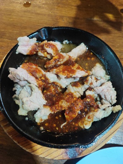 เนื้อย่างกะทะร้อน