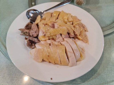 ไก่ตอนกวนอา