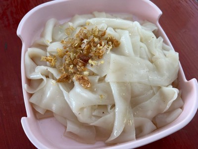 เส้นใหญ่