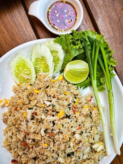 ข้าวผัดปู