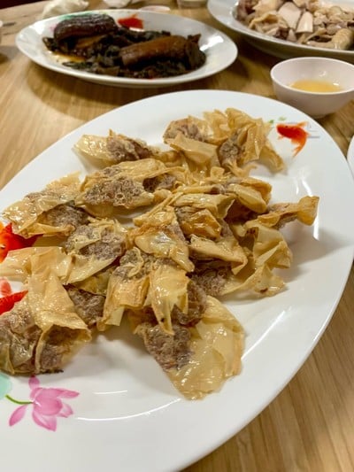 ฟองเต้าหู้ใส้หมูทอด