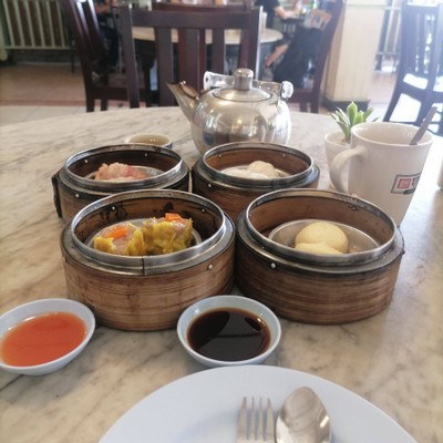 อาหาร หรือ เครื่องดื่ม