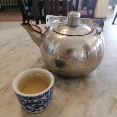 อาหาร หรือ เครื่องดื่ม