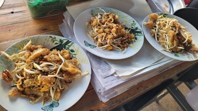 หอยทอด