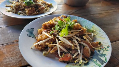 หอยทอด