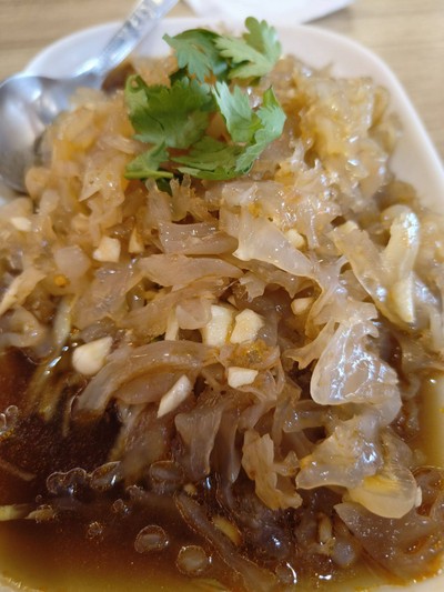 ยำแมงกระพรุ่น