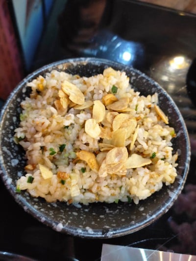 ข้าวผัดกระเทียม