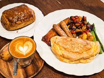 เมนูของร้าน La Baguette The French  Bakery Cafe Naklua, Pattaya