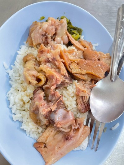 ข้าวขาหมูเนื้อหนังคากิ
