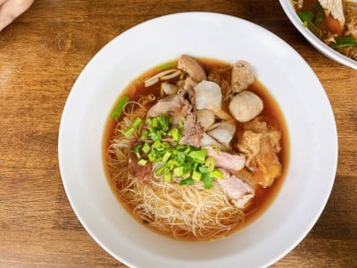 สนธยา ก๋วยเตี๋ยวเนื้อตุ๋น หมูตุ๋น สนธยา ดอนเมือง ก๋วยเตี๋ยวเนื้อตุ๋น หมูตุ๋น