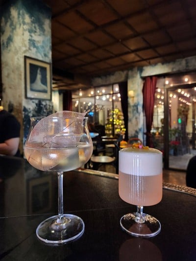 อาหาร หรือ เครื่องดื่ม