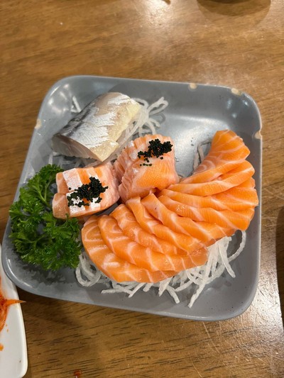 แซลม่อน