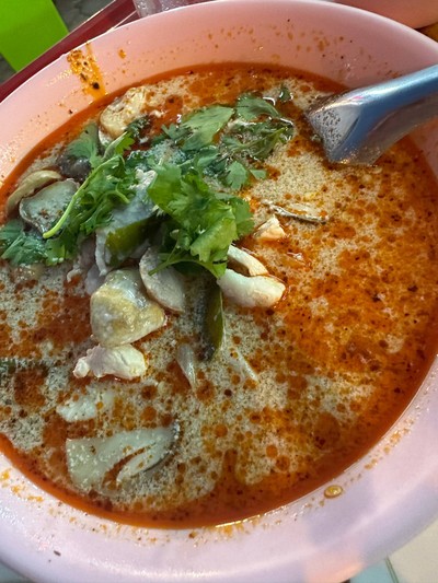 ต้มยำไก่น้ำข้น