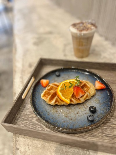 🧇 Croffle. (Price 75 Baht.)