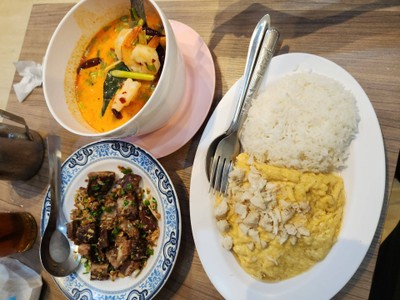 อาหาร หรือ เครื่องดื่ม