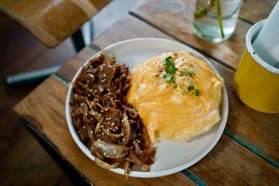 Normal cafe & stay ราชบุรี