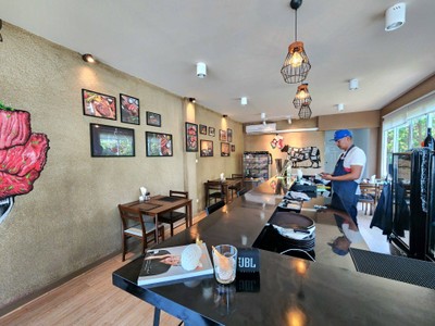 Beef Town Eatery & Grill -