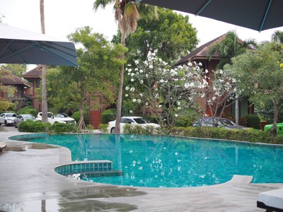 เดอะ เกรซ อัมพวา รีสอร์ท