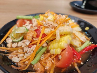 อาหาร หรือ เครื่องดื่ม