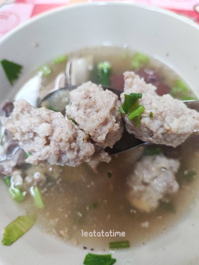 เกาเหลาเลือดหมู