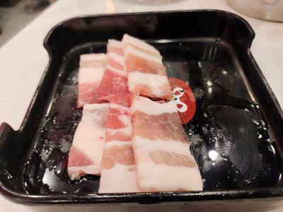 หมูสามชั้นคลุกน้ำปลา