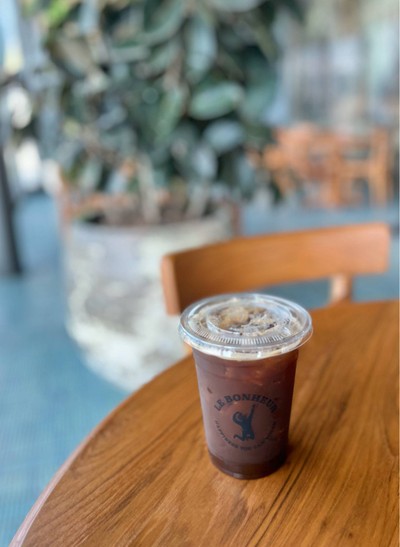 ☕️ Iced Americano. (Price 105 Baht.)