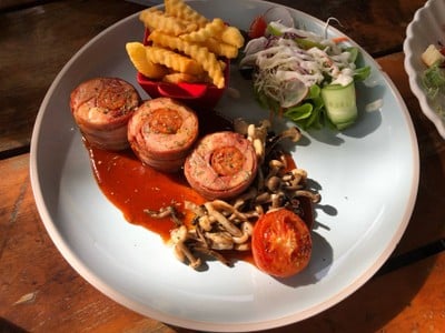 ร้านอาหารเครซี่-บี สเต็กเฮ้าส์ สวนผึ้ง