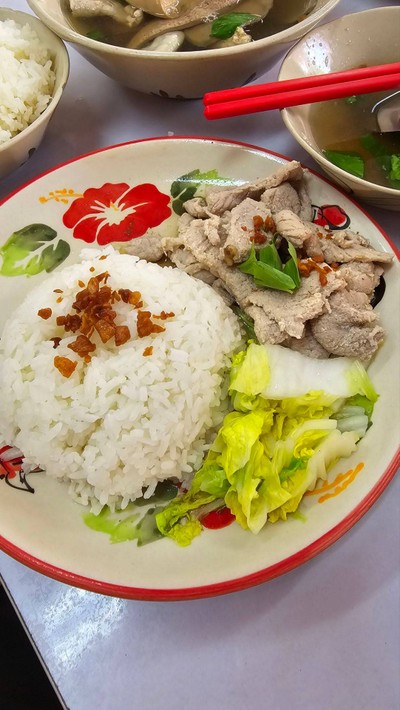 อาหาร หรือ เครื่องดื่ม