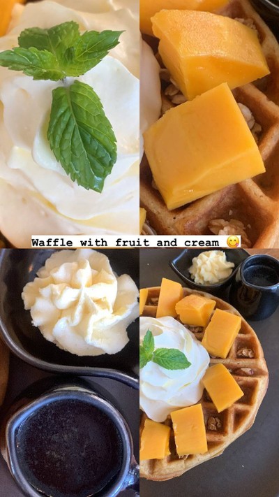 Waffle with fruit and cream