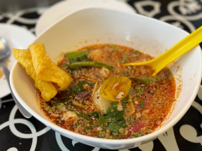 เย็นตาโฟต้มยำธรรมดา