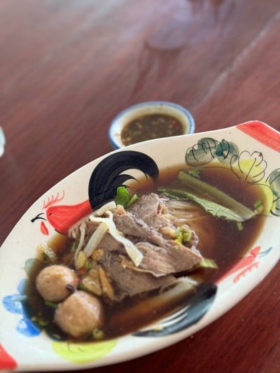 ก๋วยเตี๋ยวลิ้นเนื้อลาย