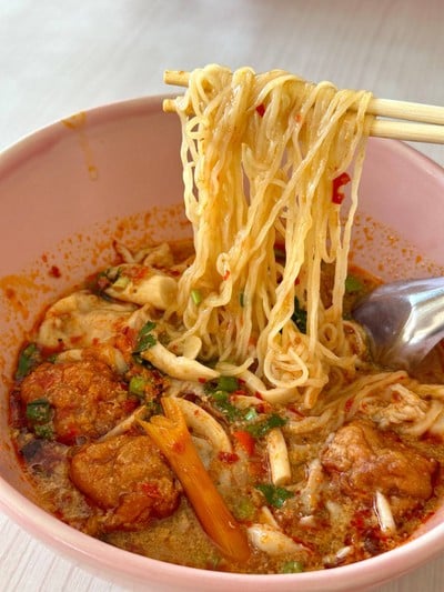 เมนูของร้าน โอว ก๋วยเตี๋ยวพริกสด ซ.มัยลาภ(ย้ายจาก สุคนธสวัสดิ์)