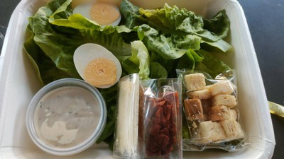 อาหาร หรือ เครื่องดื่ม