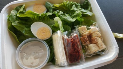 อาหาร หรือ เครื่องดื่ม