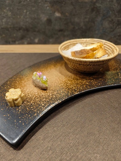 อาหาร หรือ เครื่องดื่ม