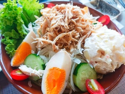 อาหาร หรือ เครื่องดื่ม