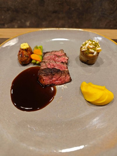 อาหาร หรือ เครื่องดื่ม