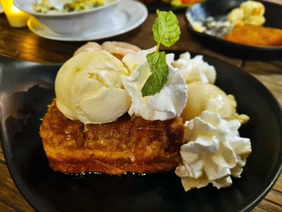 Shibuya Lychee Honey Toast