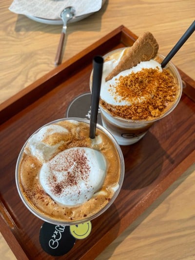 CUM Coffee เดอะออฟฟิศ ทองหล่อ