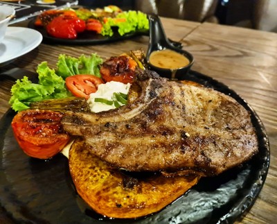 Risotto Cream Sauce Pork Chop