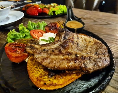 Risotto Cream Sauce Pork Chop