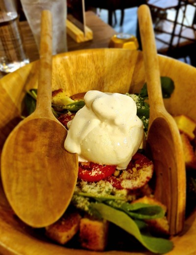 Burrata Rocket Salad