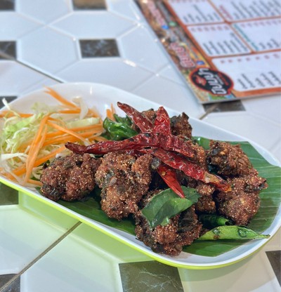 ลาบหมูทอด