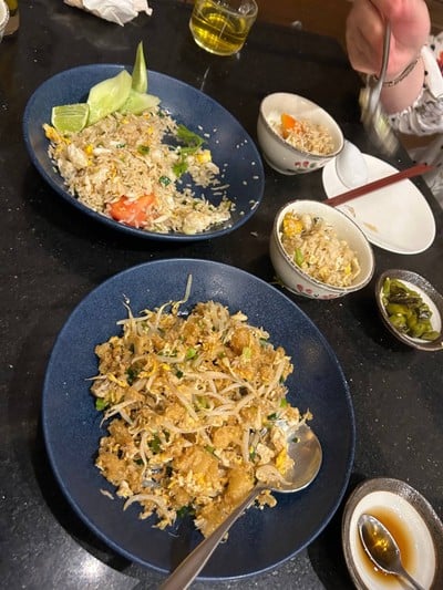 ข้าวผัดปูก้อน