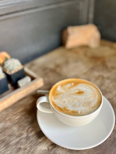 เมนูของร้าน แดฟโฟดิว เบฟแอนด์เบคส์ ประชาอุทิศ90