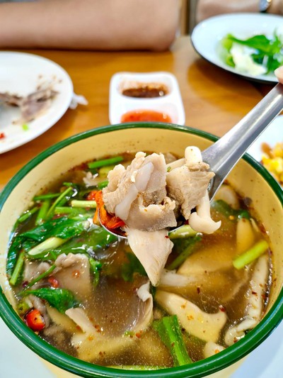 ต้มแซ่บกระดูกอ่อน