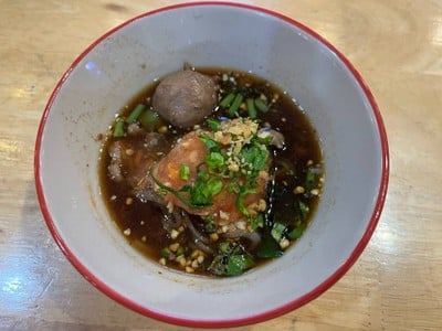ก๋วยเตี๋ยวเรือต้มยำ (เนื้อ) ชามเล็ก
