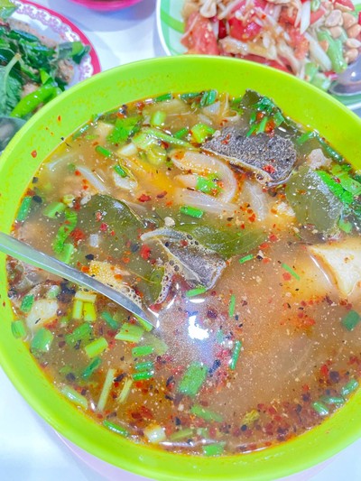 ต้มแซ่บเนื้อรวม