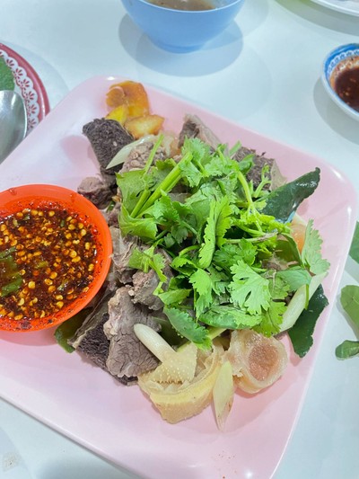 เนื้อวัวลวกจิ้ม